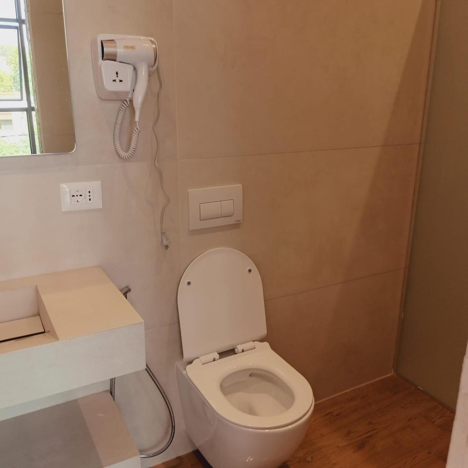 Dia Mare Deluxe Aparthotel Vlorë Exteriör bild